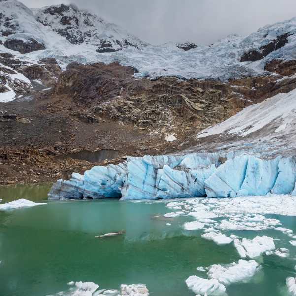 Places You Should Not Overpromise Yourself in April.jpg