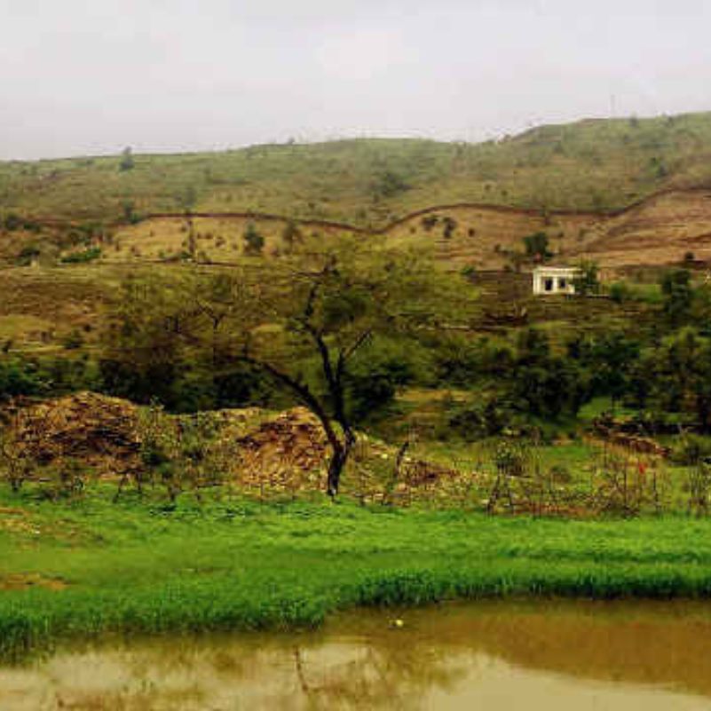 Alsigarh Countryside and Dam Area.jpg